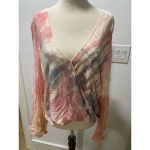 Tie-dye v-neck top
